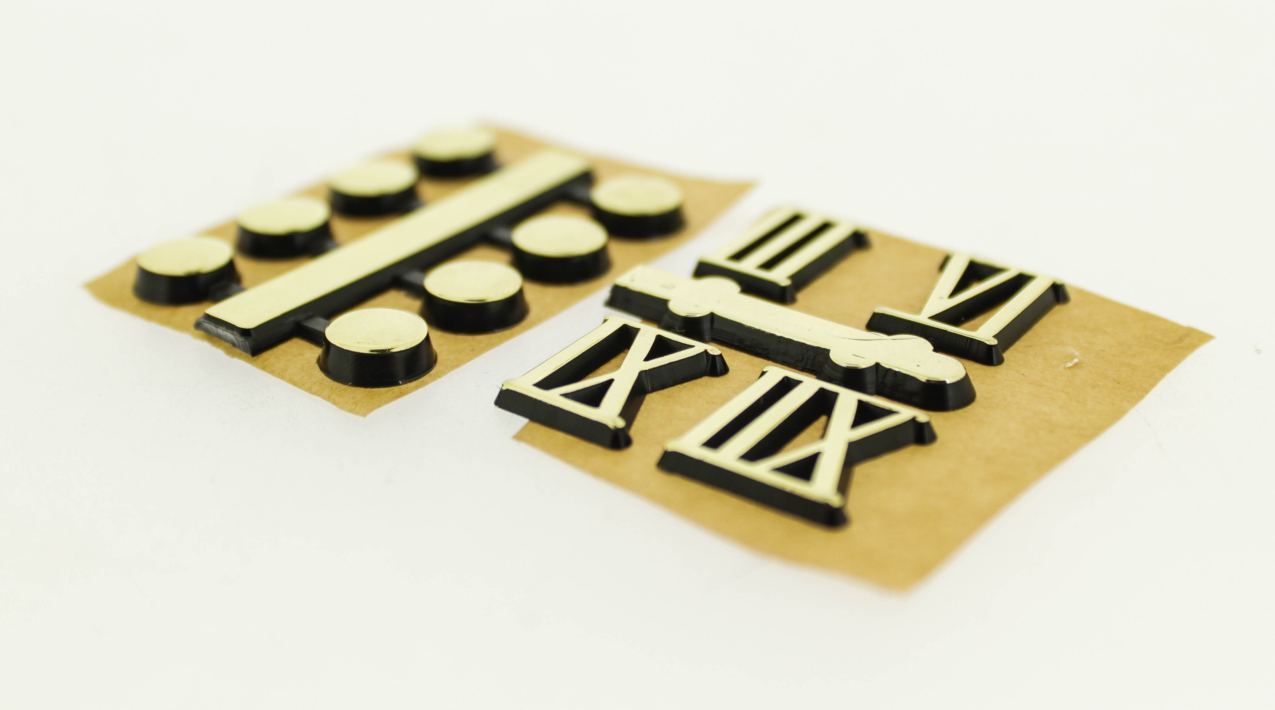 CN26 Roman Gold Dot 16MM